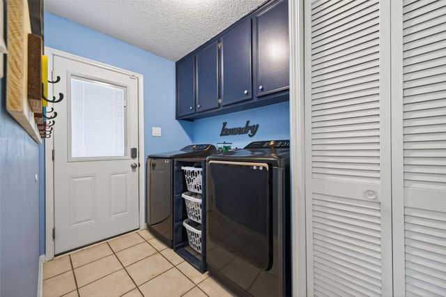1011 Marne Lane, Houston, TX 77090