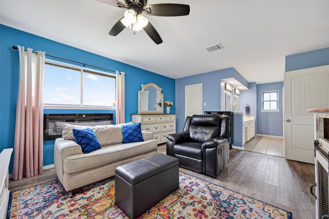 1011 Marne Lane, Houston, TX 77090