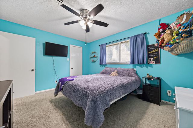 1011 Marne Lane, Houston, TX 77090