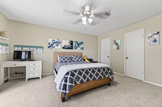 1011 Marne Lane, Houston, TX 77090