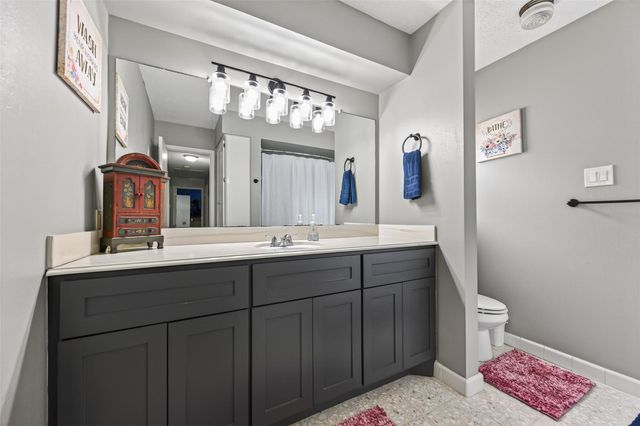 1011 Marne Lane, Houston, TX 77090