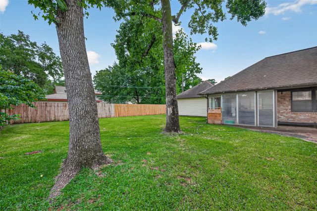 1011 Marne Lane, Houston, TX 77090