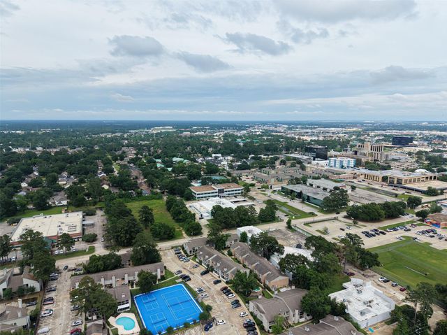 1011 Marne Lane, Houston, TX 77090