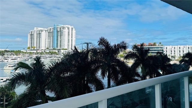 10 Venetian Way 501, Miami Beach, FL 33139