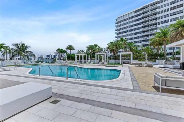 10 Venetian Way 501, Miami Beach, FL 33139