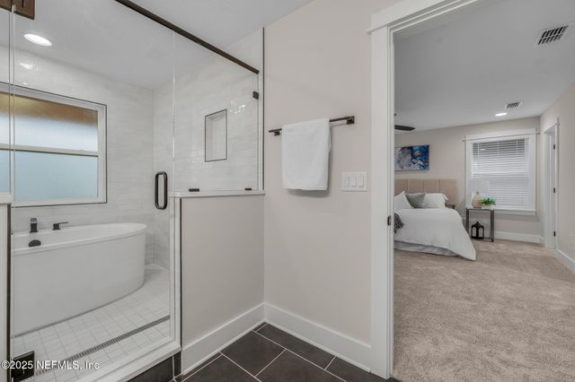 8861 AMALFI Court, Jacksonville, FL 32217