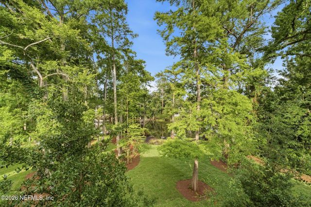 8861 AMALFI Court, Jacksonville, FL 32217