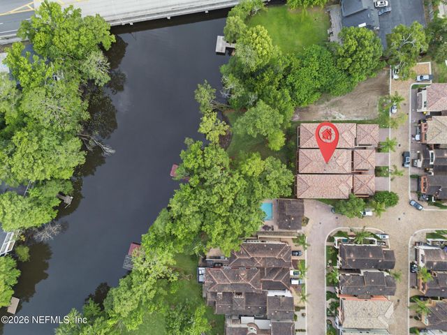 8861 AMALFI Court, Jacksonville, FL 32217