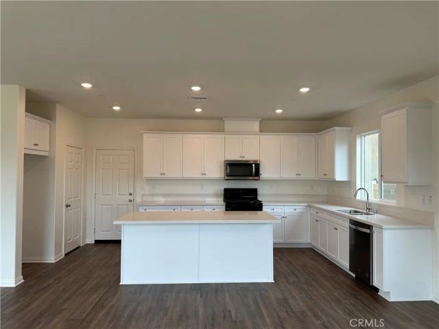 7560 Citrusmoon Ct, Riverside, CA 92507