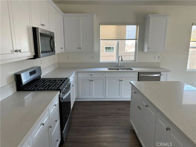 7560 Citrusmoon Ct, Riverside, CA 92507