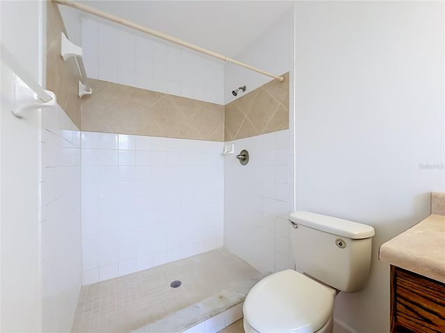 707 NE 46TH COURT, Ocala, FL 34470
