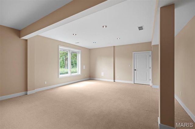 12864 Willow Pond Court, Des Peres, MO 63131