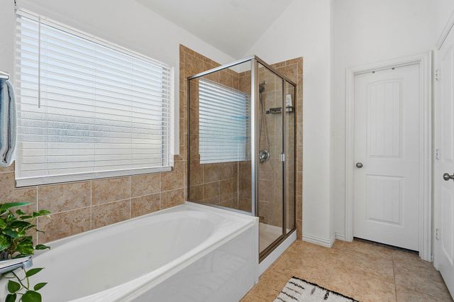 145 Plantain DR, Hutto, TX 78634