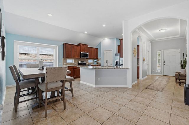 145 Plantain DR, Hutto, TX 78634