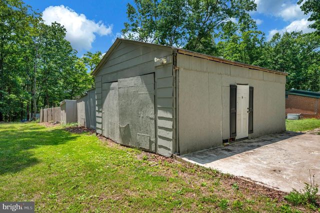 33080 JACKSON LOOP, Locust Grove, VA 22508