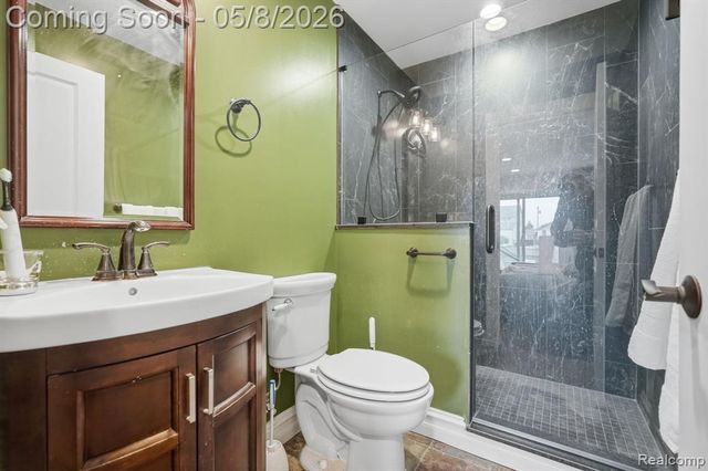 37752 Huron Pointe Drive, Harrison Twp, MI 48045