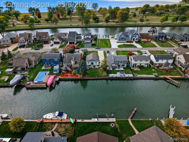 37752 Huron Pointe Drive, Harrison Twp, MI 48045