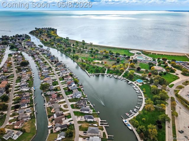 37752 Huron Pointe Drive, Harrison Twp, MI 48045