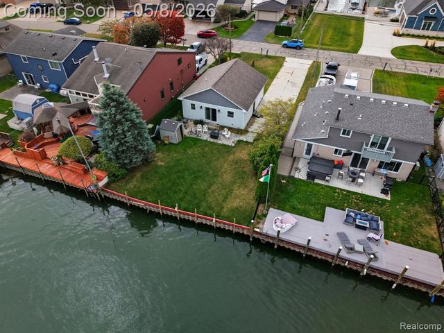 37752 Huron Pointe Drive, Harrison Twp, MI 48045