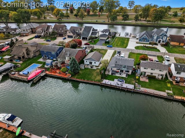 37752 Huron Pointe Drive, Harrison Twp, MI 48045