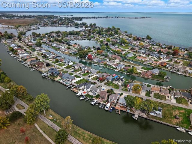 37752 Huron Pointe Drive, Harrison Twp, MI 48045