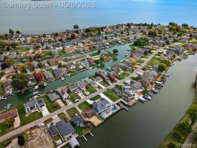 37752 Huron Pointe Drive, Harrison Twp, MI 48045