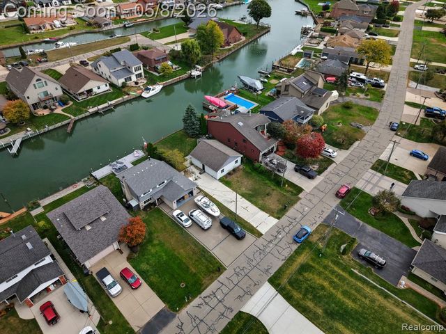 37752 Huron Pointe Drive, Harrison Twp, MI 48045