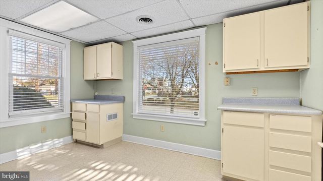 2200 W MARKET STREET, York, PA 17404