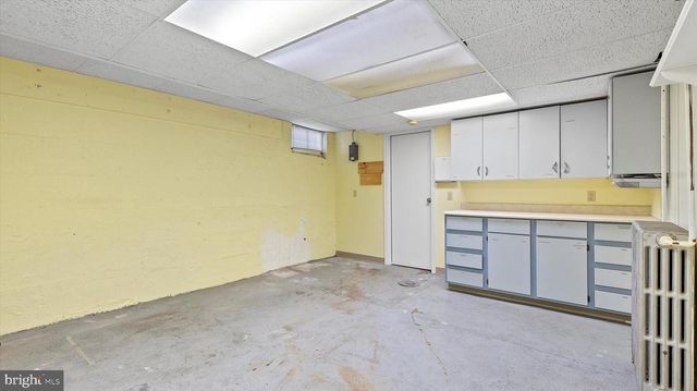 2200 W MARKET STREET, York, PA 17404