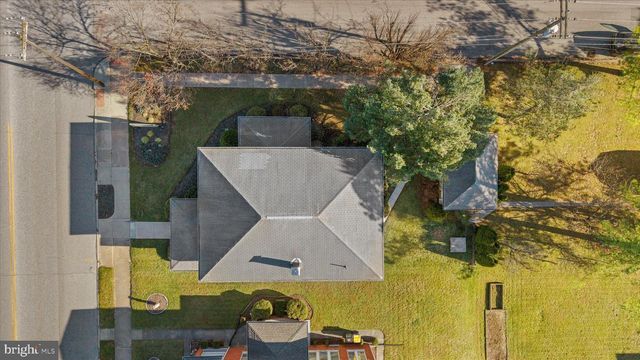 2200 W MARKET STREET, York, PA 17404