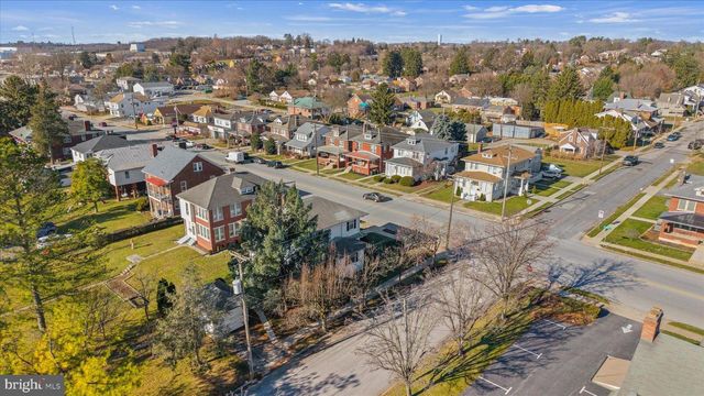 2200 W MARKET STREET, York, PA 17404