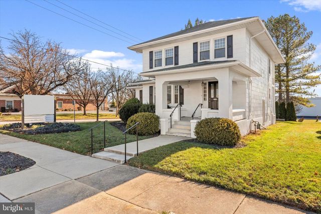 2200 W MARKET STREET, York, PA 17404
