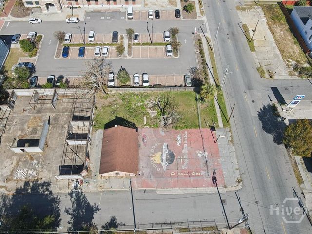 1809 Montgomery Street, Savannah, GA 31401