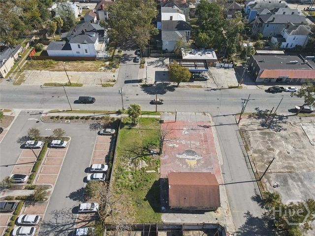 1809 Montgomery Street, Savannah, GA 31401