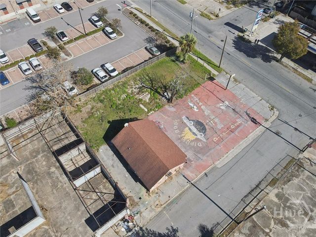 1809 Montgomery Street, Savannah, GA 31401