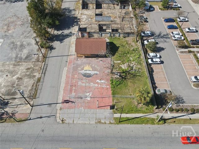 1809 Montgomery Street, Savannah, GA 31401