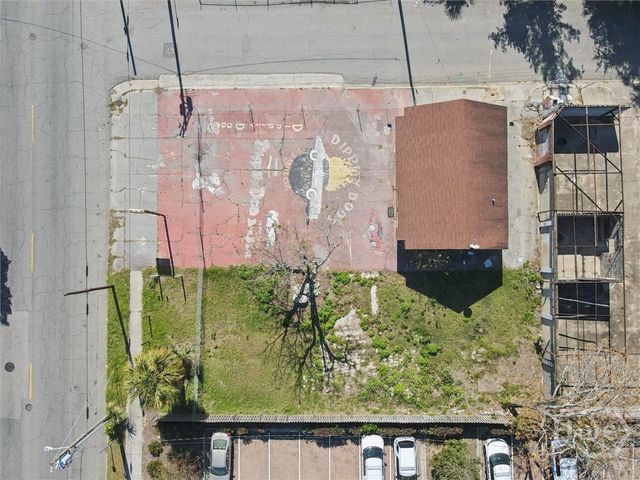 1809 Montgomery Street, Savannah, GA 31401