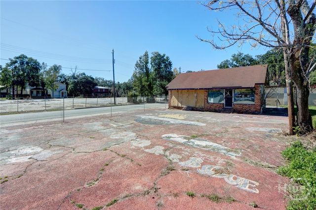 1809 Montgomery Street, Savannah, GA 31401