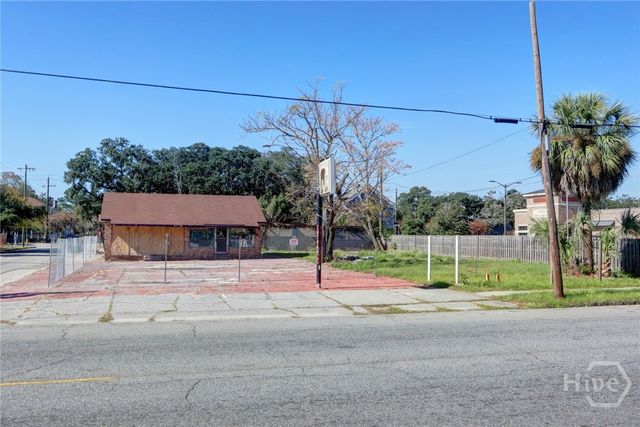 1809 Montgomery Street, Savannah, GA 31401