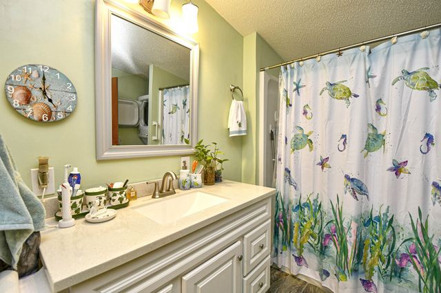 19 Crooked Island Circle, Murrells Inlet, SC 29576