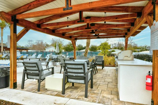 19 Crooked Island Circle, Murrells Inlet, SC 29576