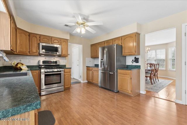 7 Natale Way, Farmingdale, NJ 07727