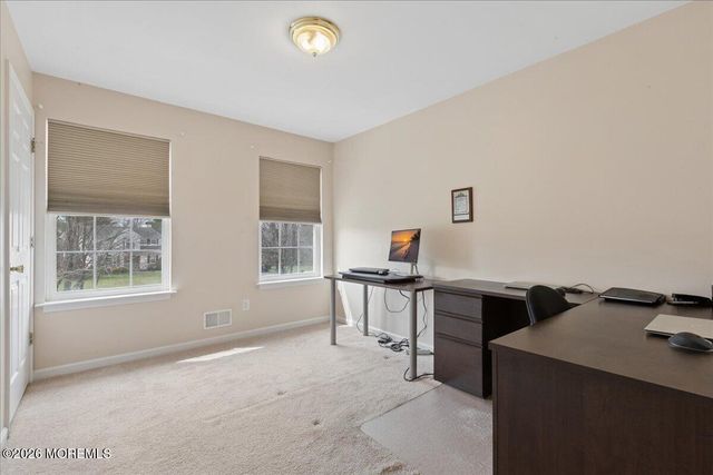 7 Natale Way, Farmingdale, NJ 07727