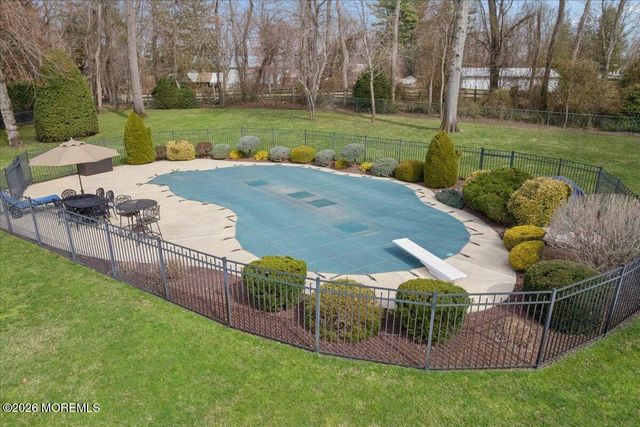 7 Natale Way, Farmingdale, NJ 07727