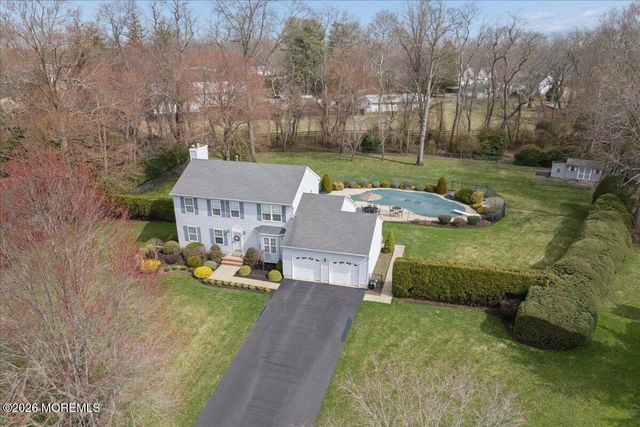 7 Natale Way, Farmingdale, NJ 07727