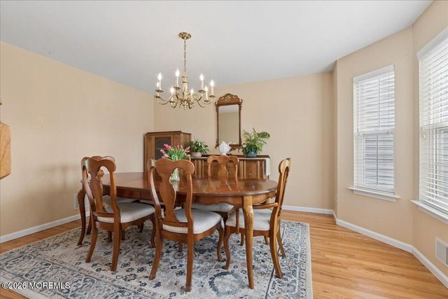 7 Natale Way, Farmingdale, NJ 07727