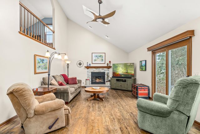 540 Parkside Drive, Elburn, IL 60119