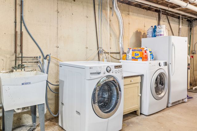 540 Parkside Drive, Elburn, IL 60119