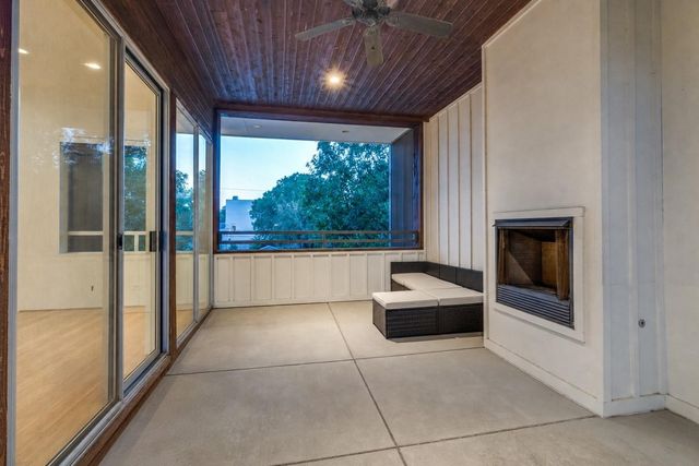 4401 Roseland Avenue A, Dallas, TX 75204