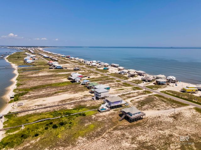2714 Bienville Boulevard, Dauphin Island, AL 36528